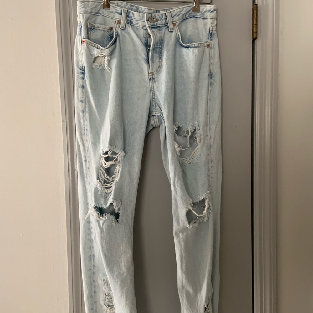 OVERSIZED JEANS
